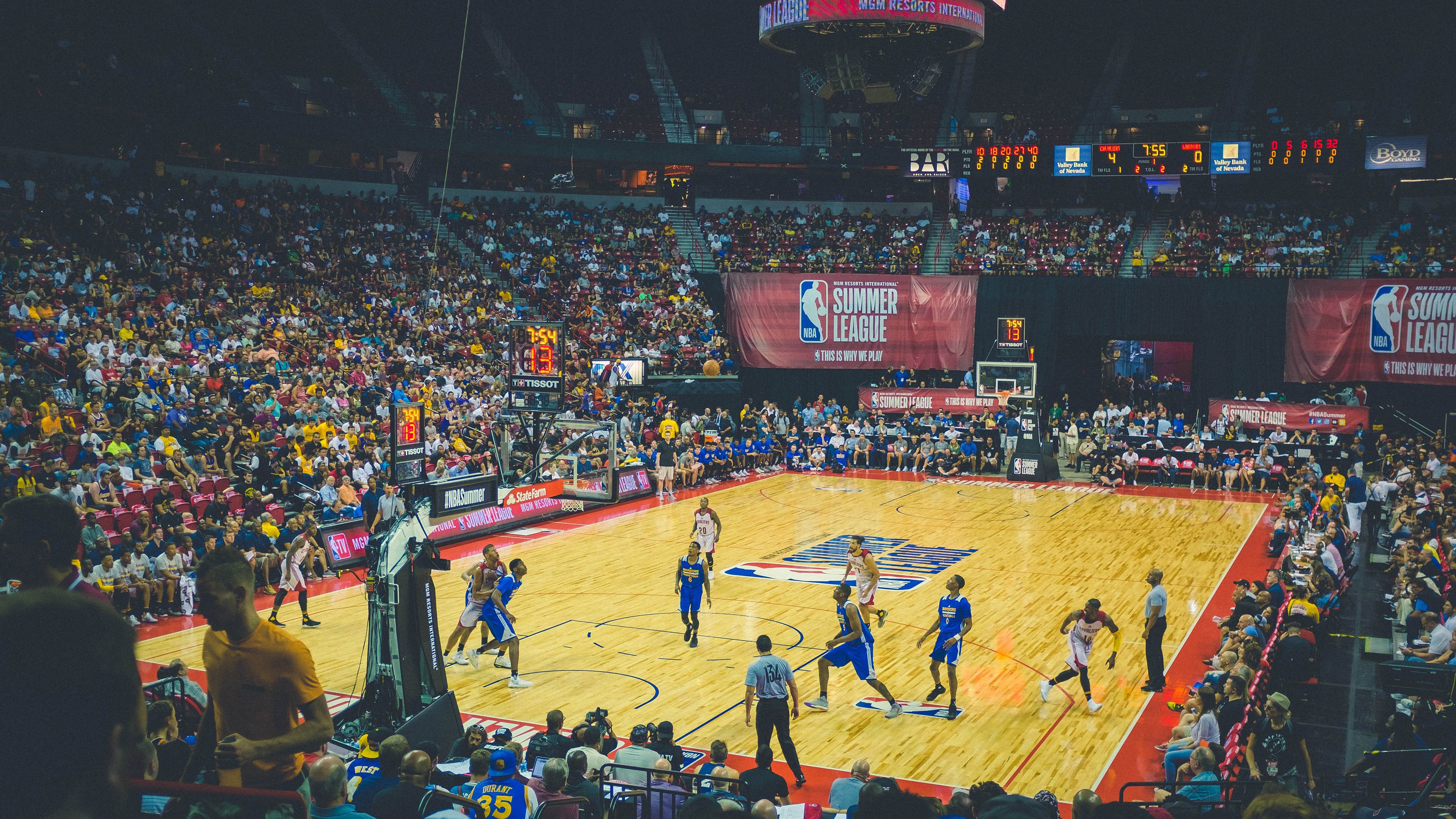 体育新闻中心优化体育赛事直播信号传输技术,体育直播信号源